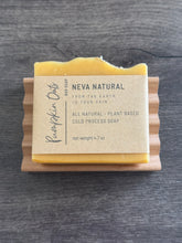 Load image into Gallery viewer, PUMPKIN OATS SOAP