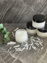 Load image into Gallery viewer, MENTHOL EUCALYPTUS RUB