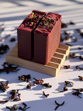 Load image into Gallery viewer, HIBISCUS KISS