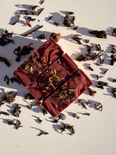 Load image into Gallery viewer, HIBISCUS KISS