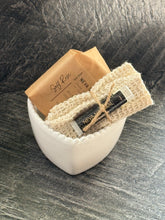 Load image into Gallery viewer, VALENTINE GIFT BANDLES
